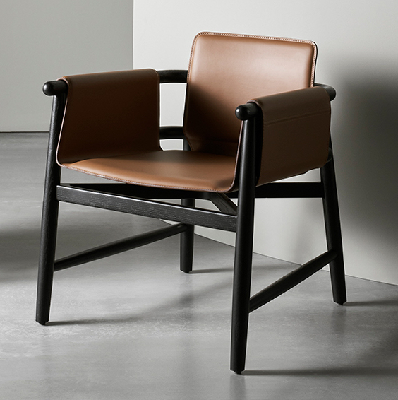  Tereinsa Kuoio Lounge Small Armchair - Customisable by Meridiani | Kartar and Seibo